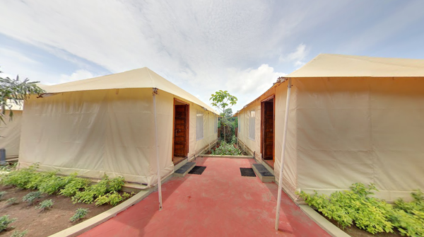 Khed Shivapur (Pune): Stay in AC Luxury Tent (River view), All meal, Activities & MORE!