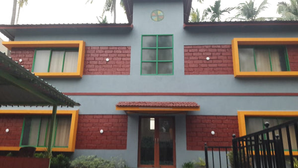 Nagaon Beach (Alibaug): Adventure Water Sports & Cottage stay with Swimming pool, Meals & More!